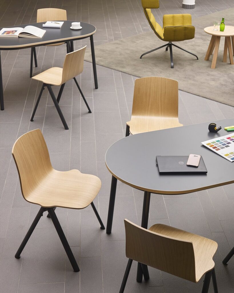 Chaise Odei 1