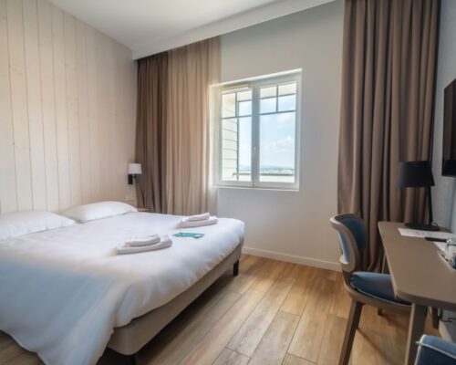 mobilier-hotel-bretagne mobilier-hotel-bretagne