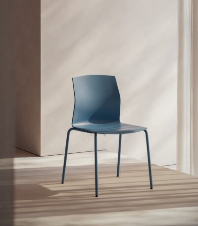 Chaise Kabi 1
