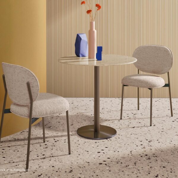Table base centrale blume pied marron