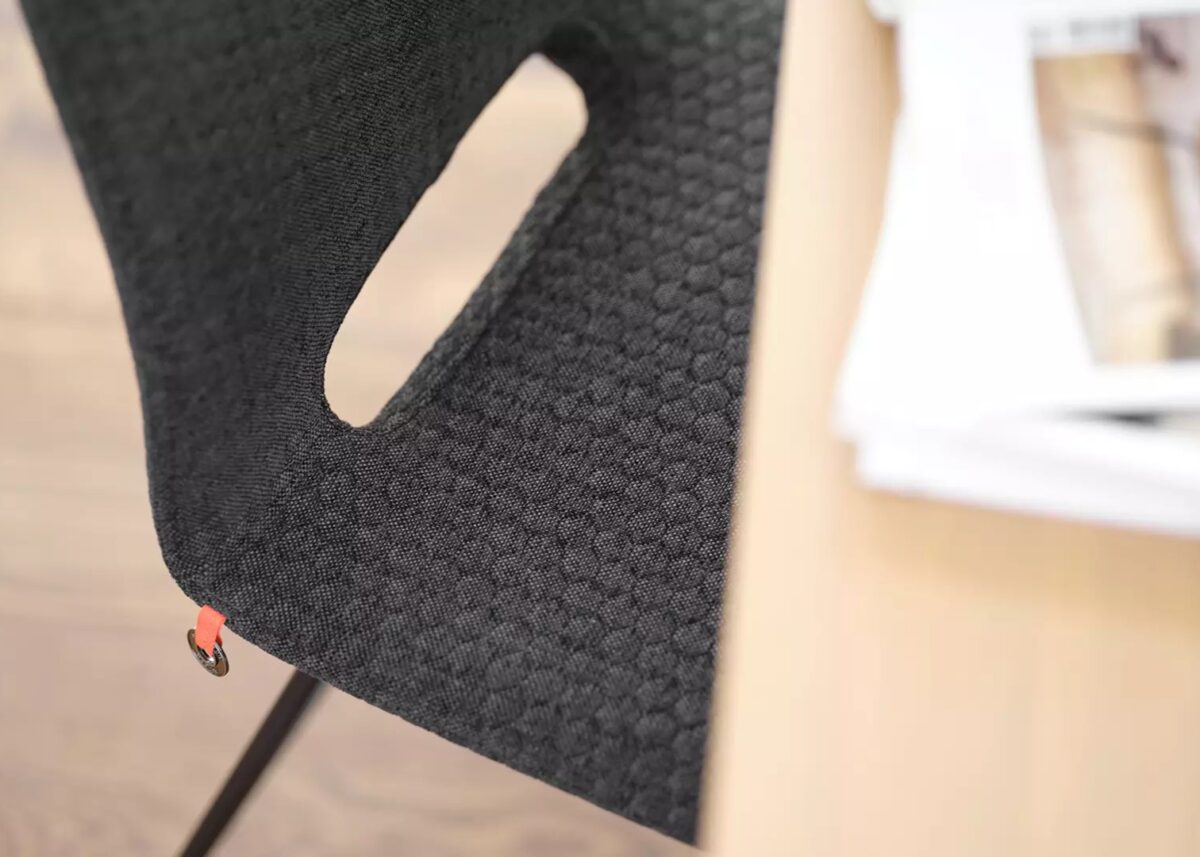 Chaise PAMP 4